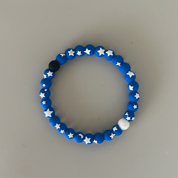 Lokai bracelets size medium - Picture 2 of 5